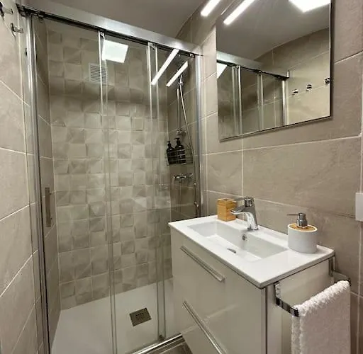 De La Vina Zen House *