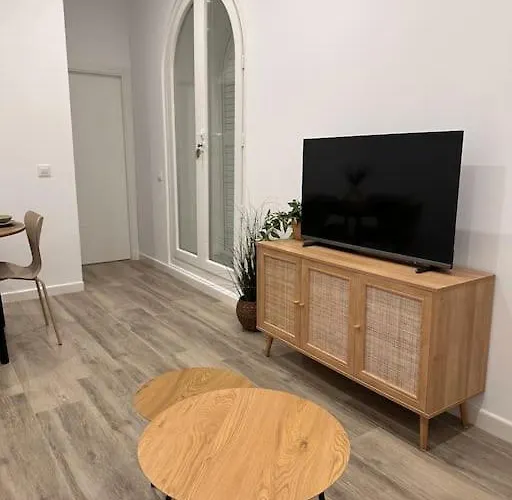 De La Vina Zen House