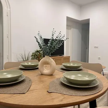 De La Vina Zen House Кадис